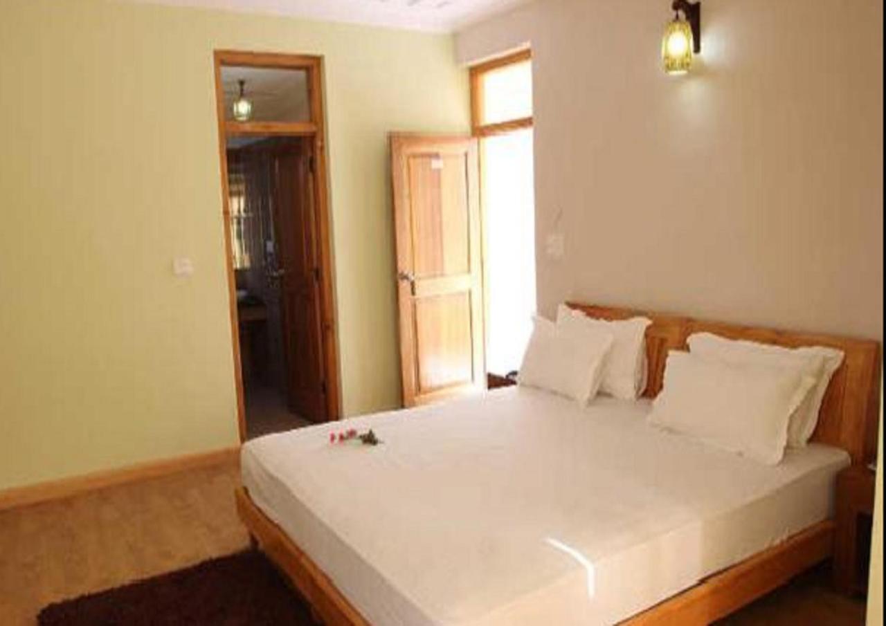 Hotel Om Ladakh Leh Luaran gambar