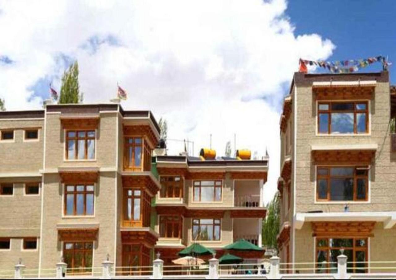 Hotel Om Ladakh Leh Luaran gambar