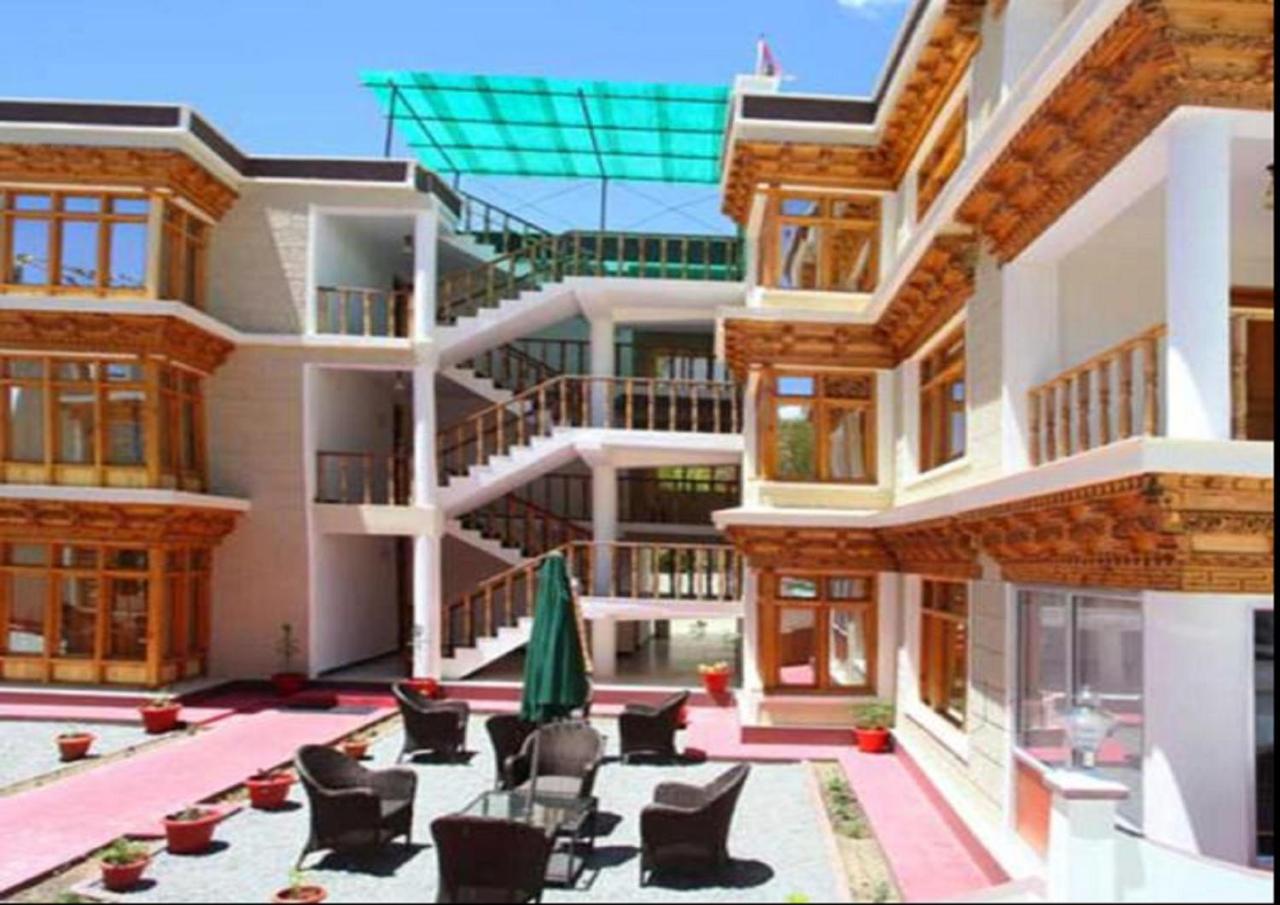 Hotel Om Ladakh Leh Luaran gambar